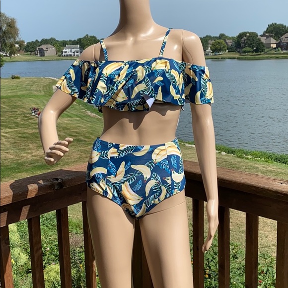 PrettyGarden Other - PrettyGarden Cold Shoulder Ruffled 2Piece Swimsuit